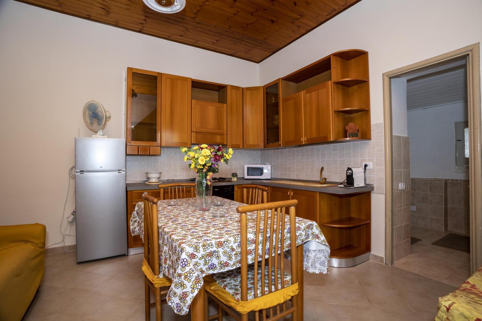 Vakantiehuis La Casuzza Di Sara Capri Leone